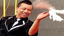杨屹《鬼屋奇迹》